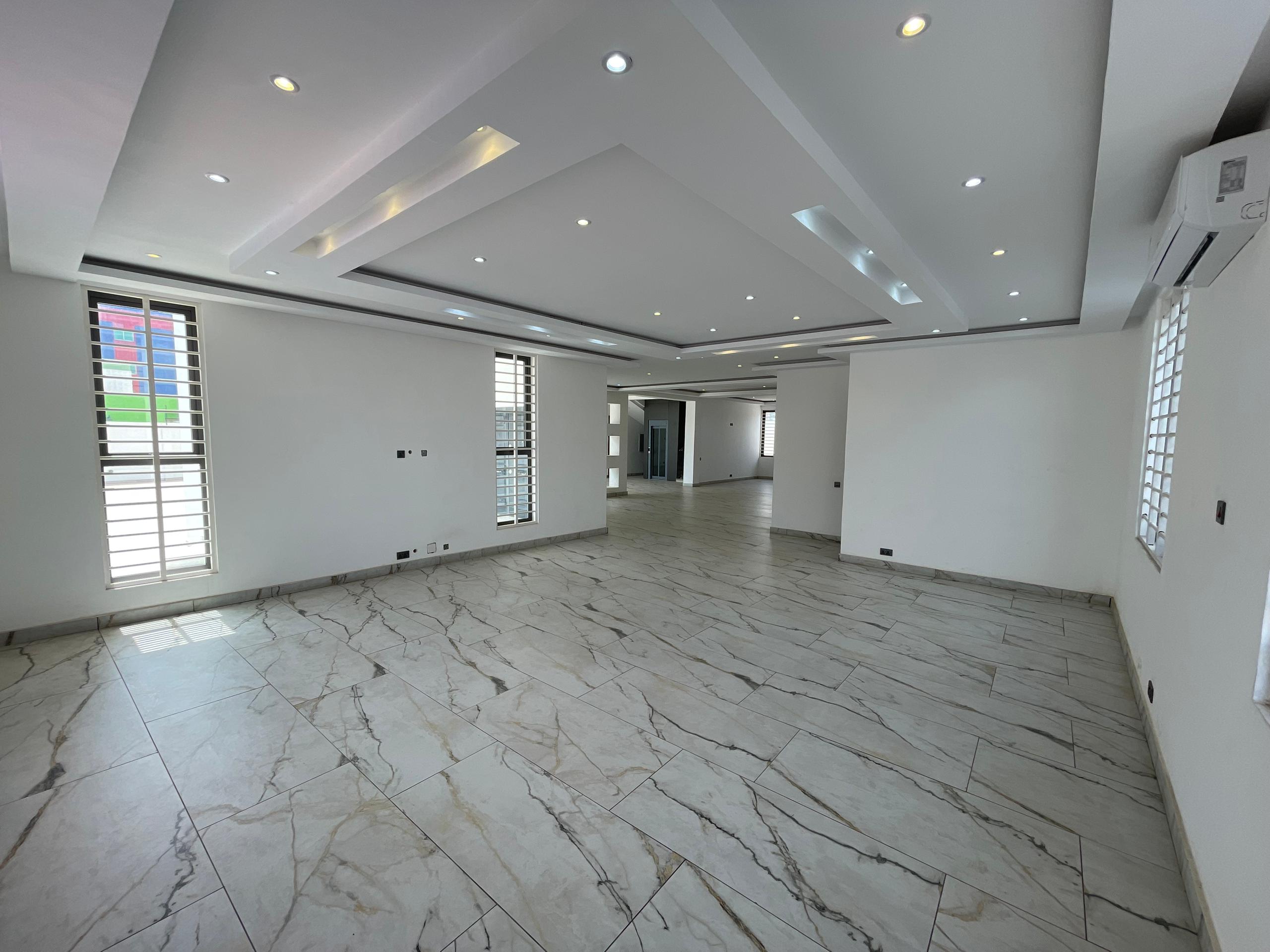 Newly Built 8 Bedrooms Ensuite Storey