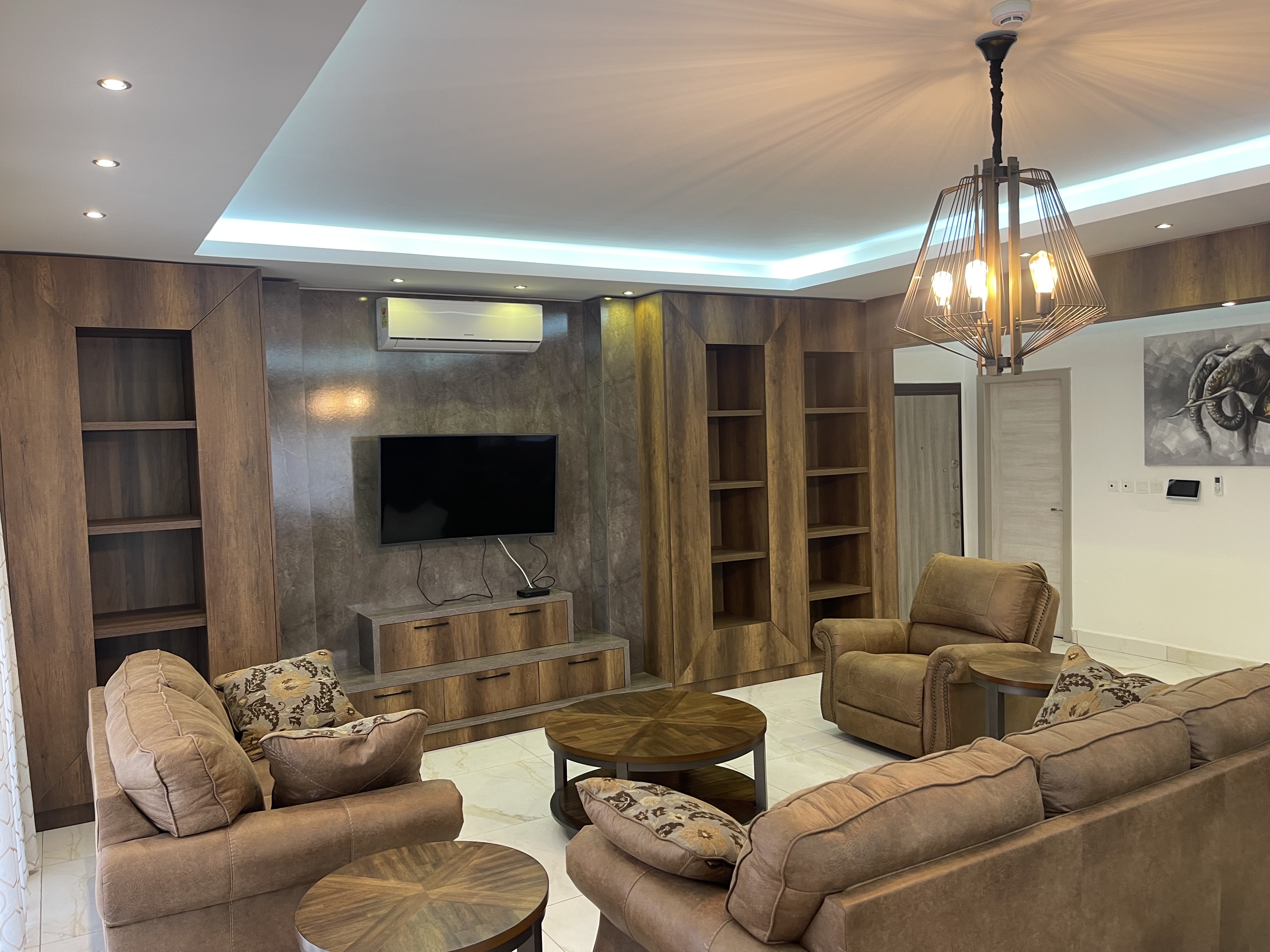 Serenity Suites -Fully Furnished apartments- (DILA) At Dzorwulu