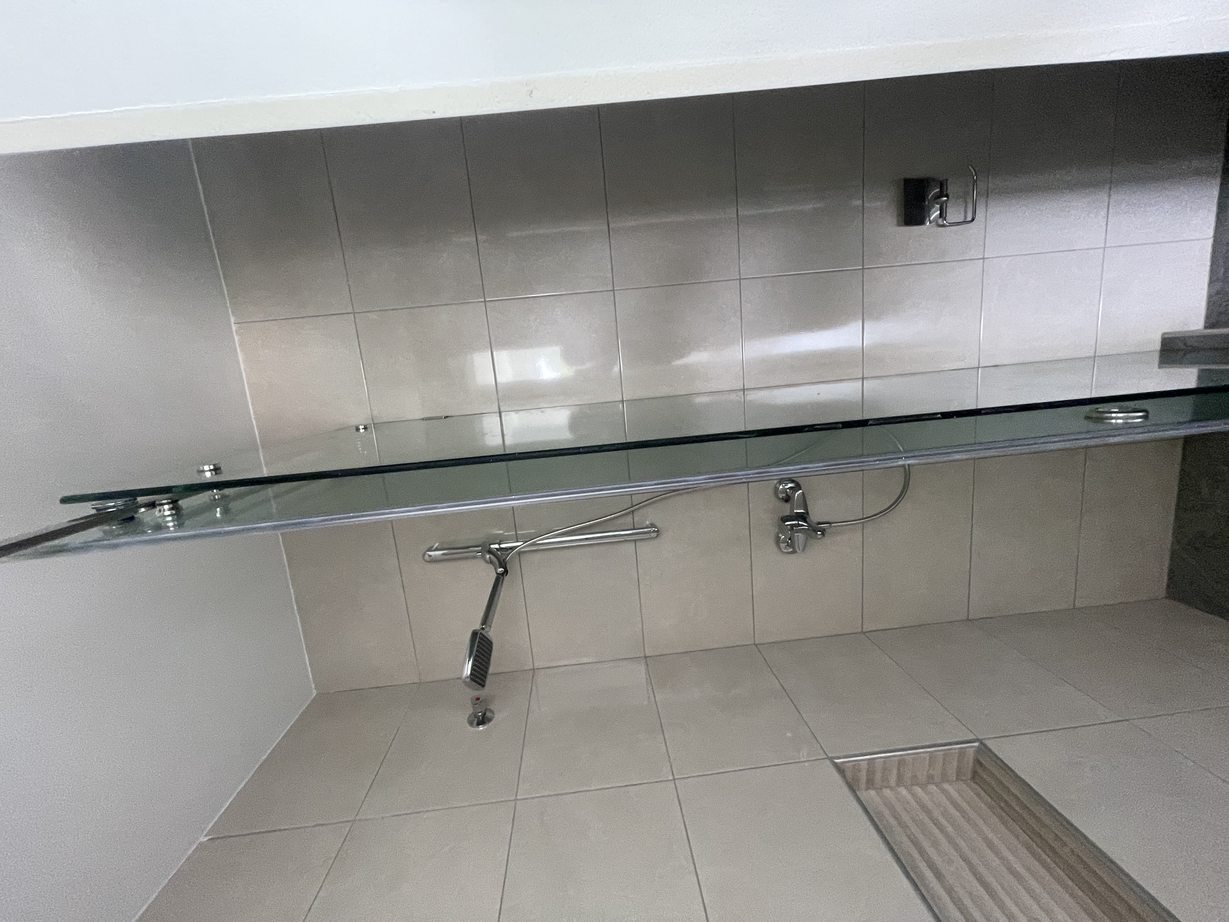 Luxurious FOUR-Bedroom Apartment at Residenza Irama, Emerald Gardens( TWO UNITS OF TWO BEDROOM APARTMENT, TWIN HOUSE)