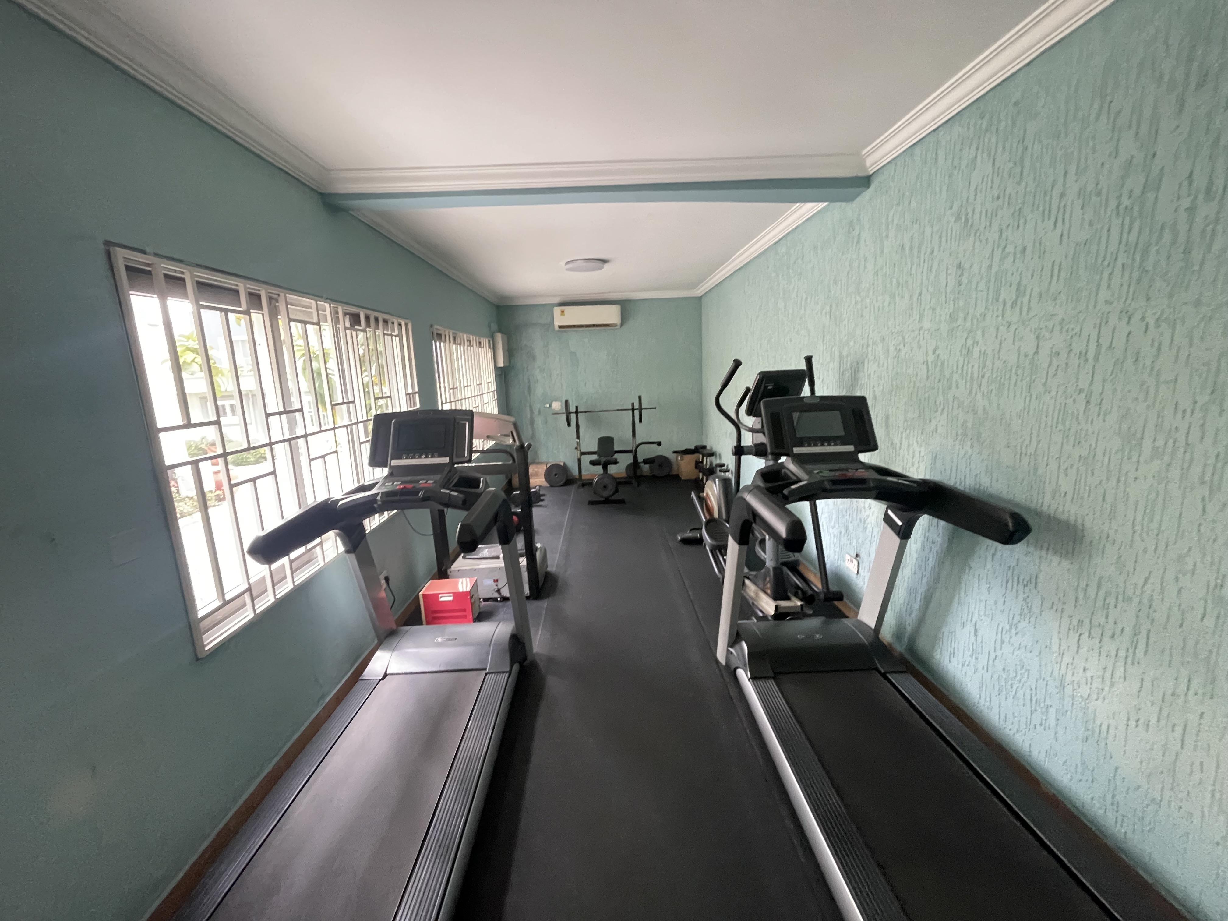 ROYALS PARK APARTMENT ( three bedrooms)