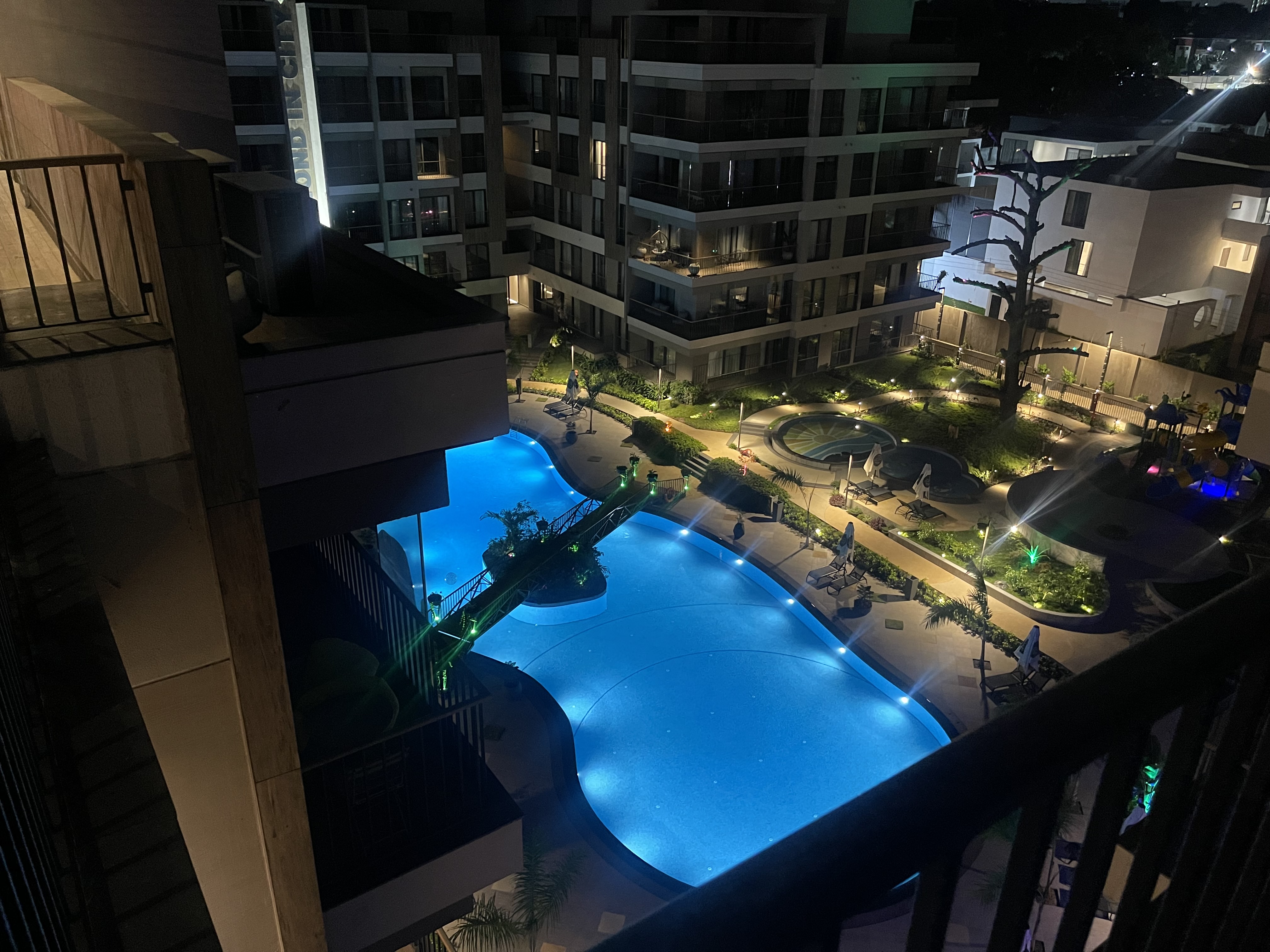 PENTHOUSE AT DIAMOND INN