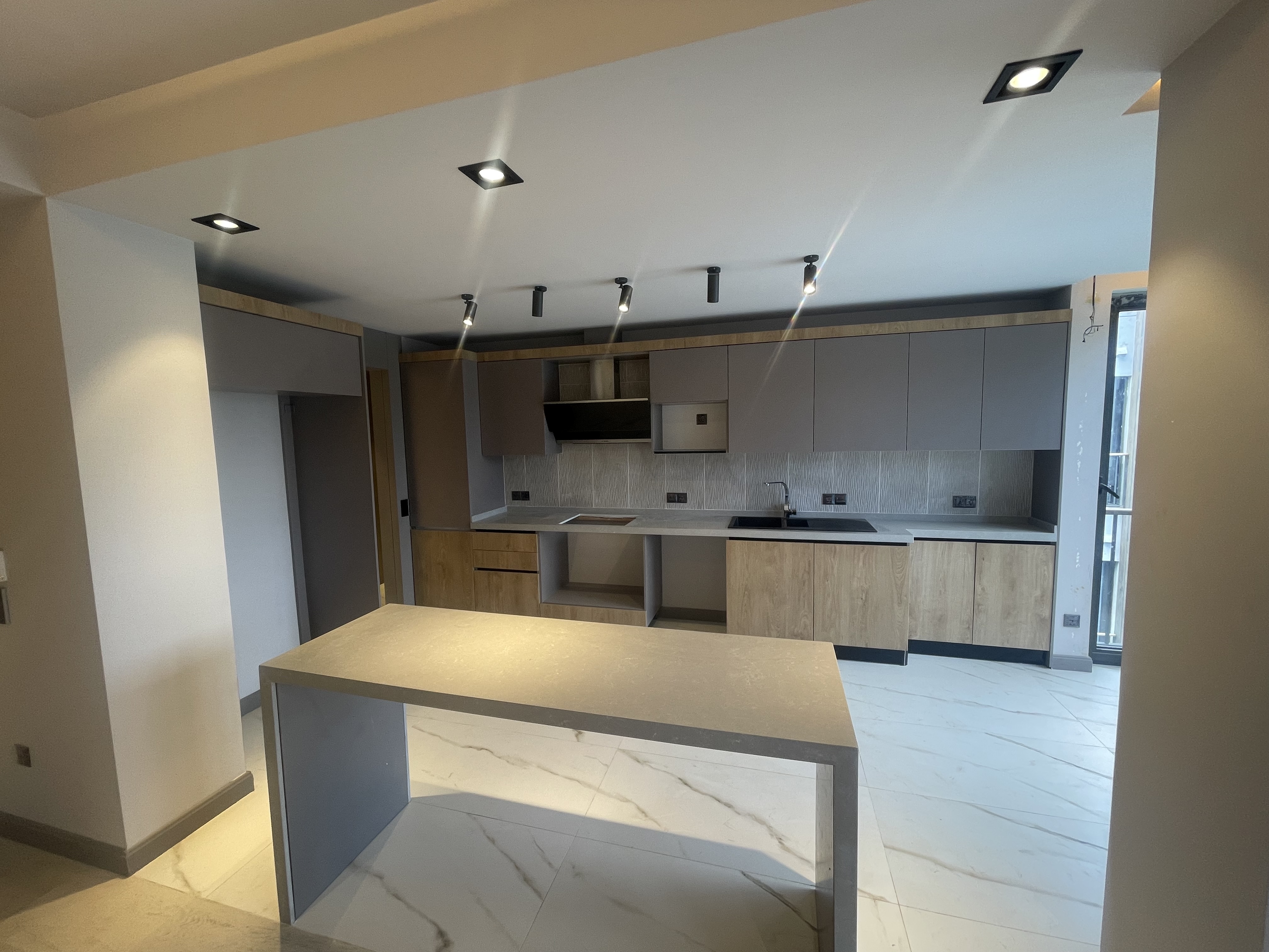 PENTHOUSE AT DIAMOND INN
