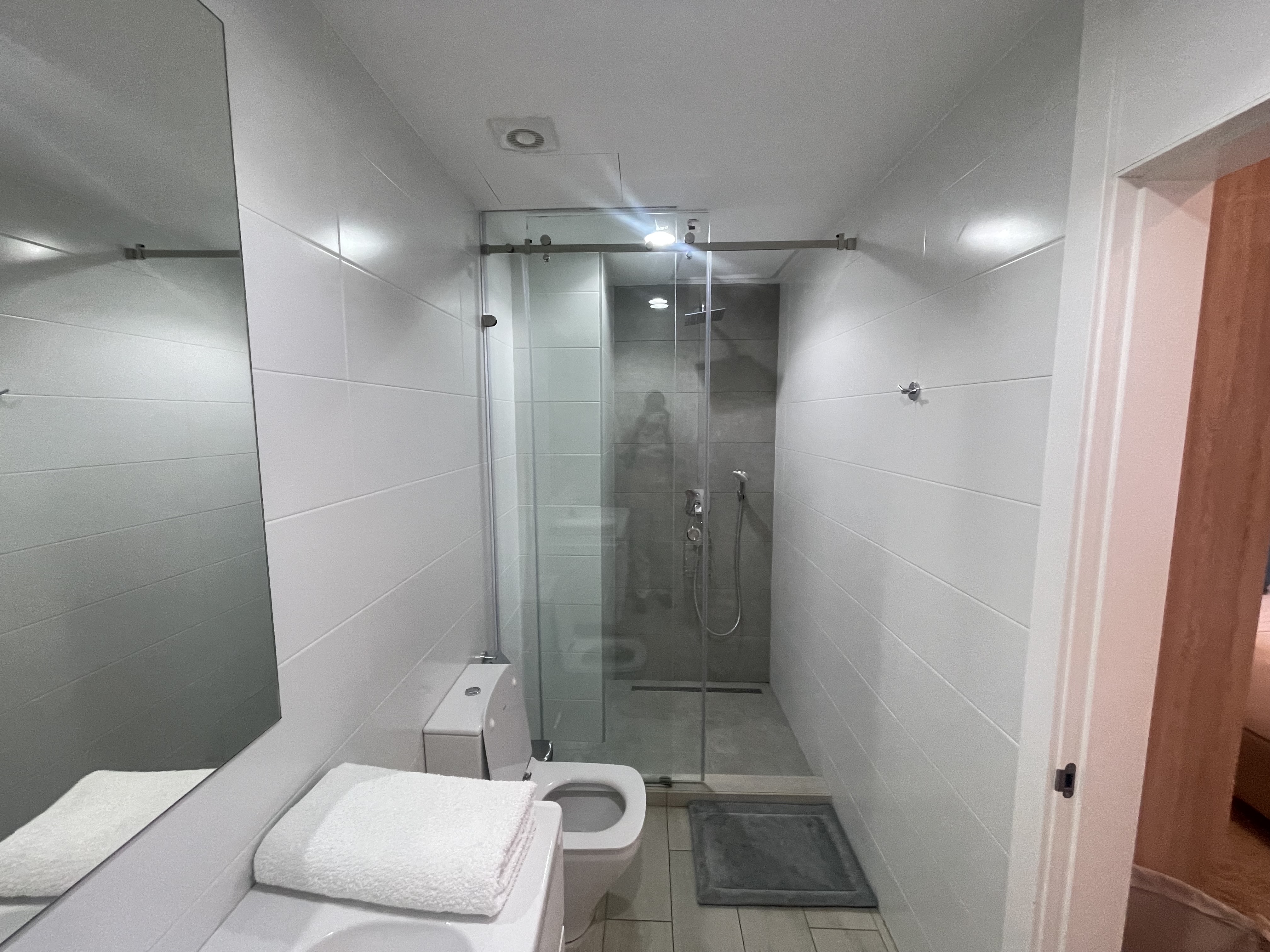 GREYSTONE APARTMENT ( 2 bedrooms)