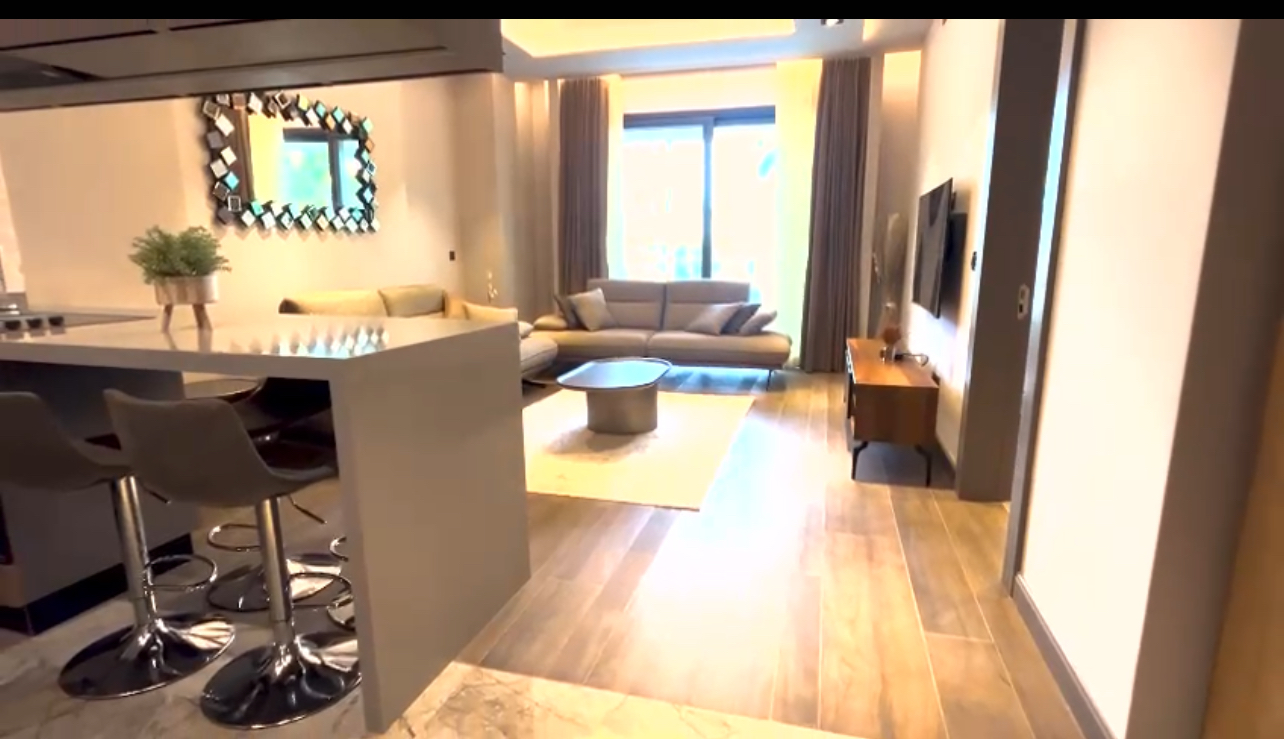 ONE BEDROOM APARTMENT AT DIAMOND INN