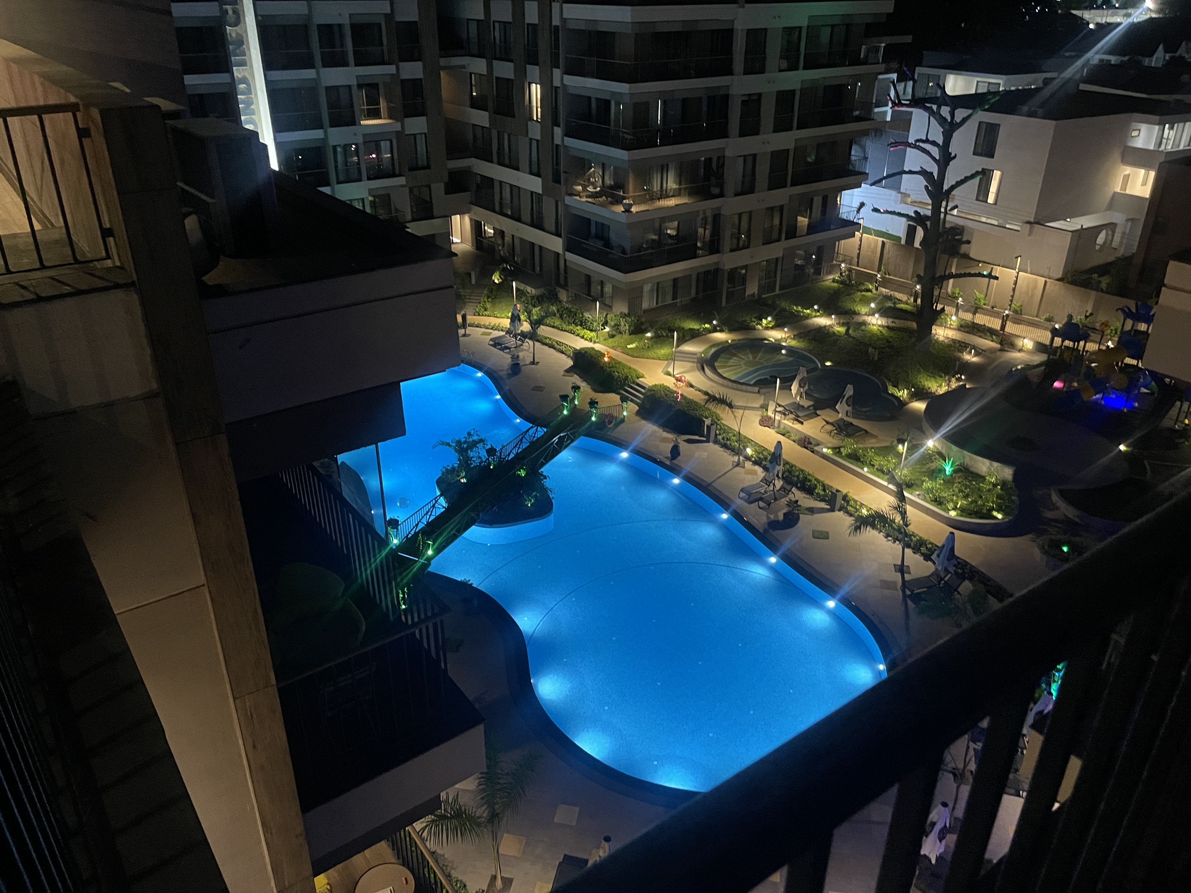 TWO BEDROOM APARTMENTS AT DIAMOND IN.M