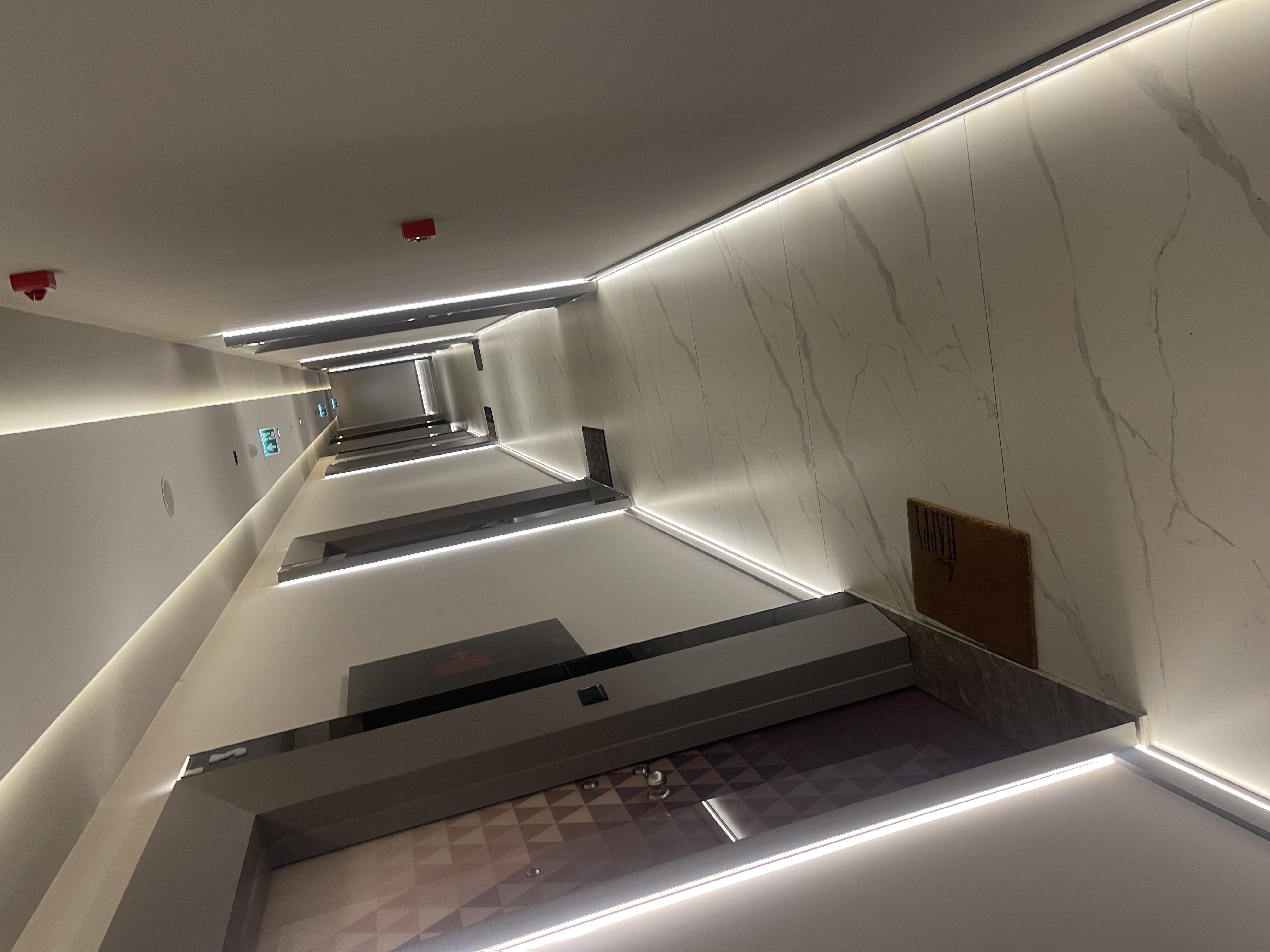 TWO BEDROOM APARTMENTS AT DIAMOND IN.M