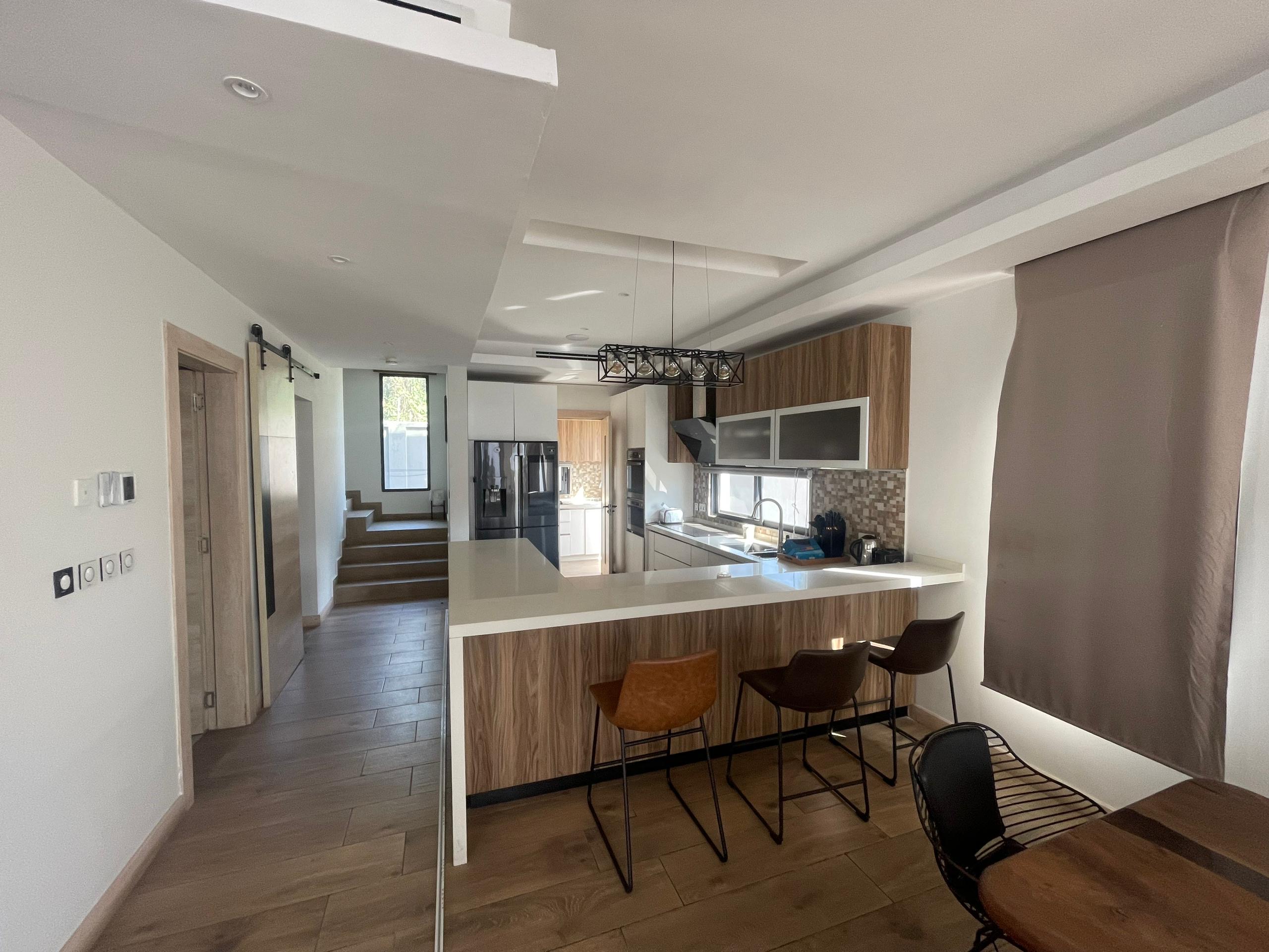 FOSTER PARK TOWNHOUSE