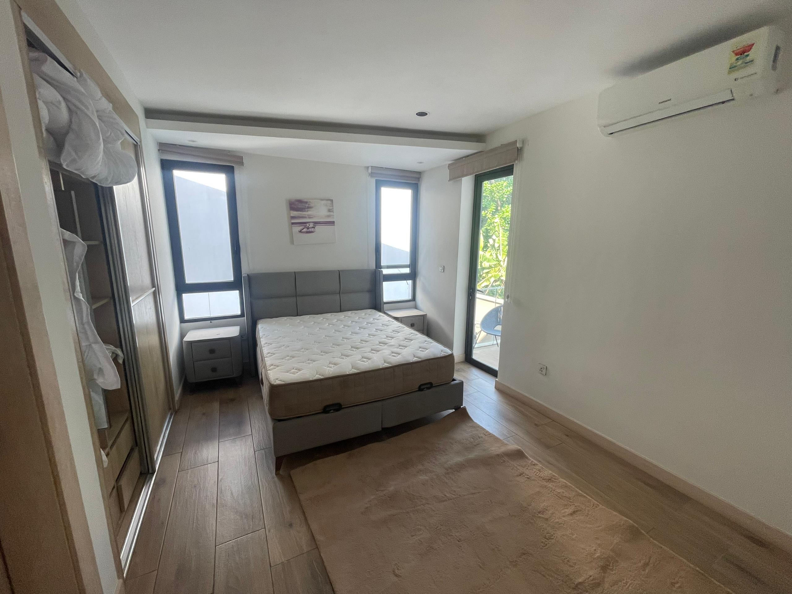 FOSTER PARK TOWNHOUSE