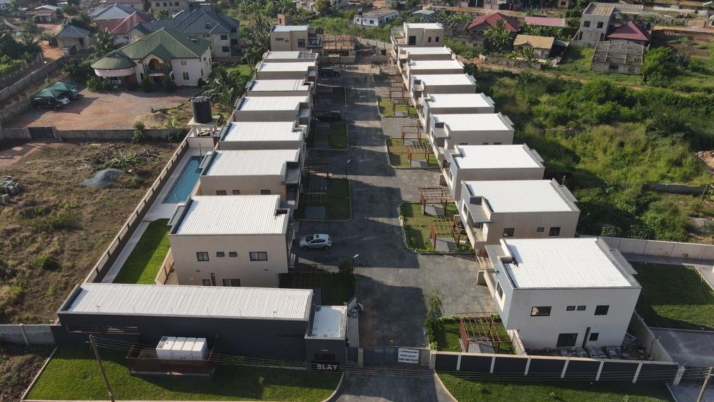 THE BLAY TOWNHOUSES