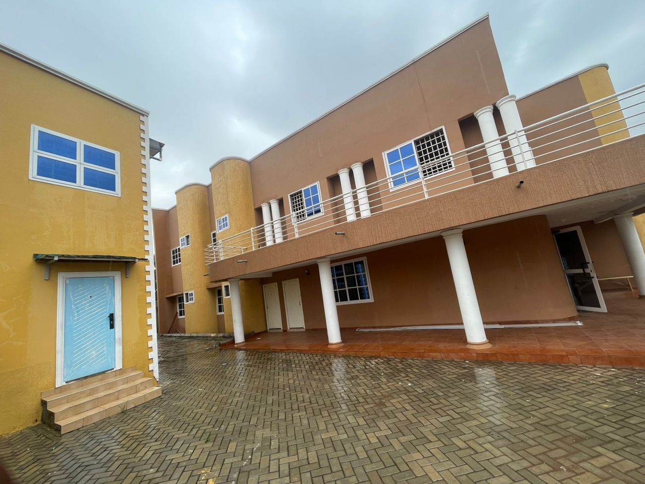 S n S Students hostel