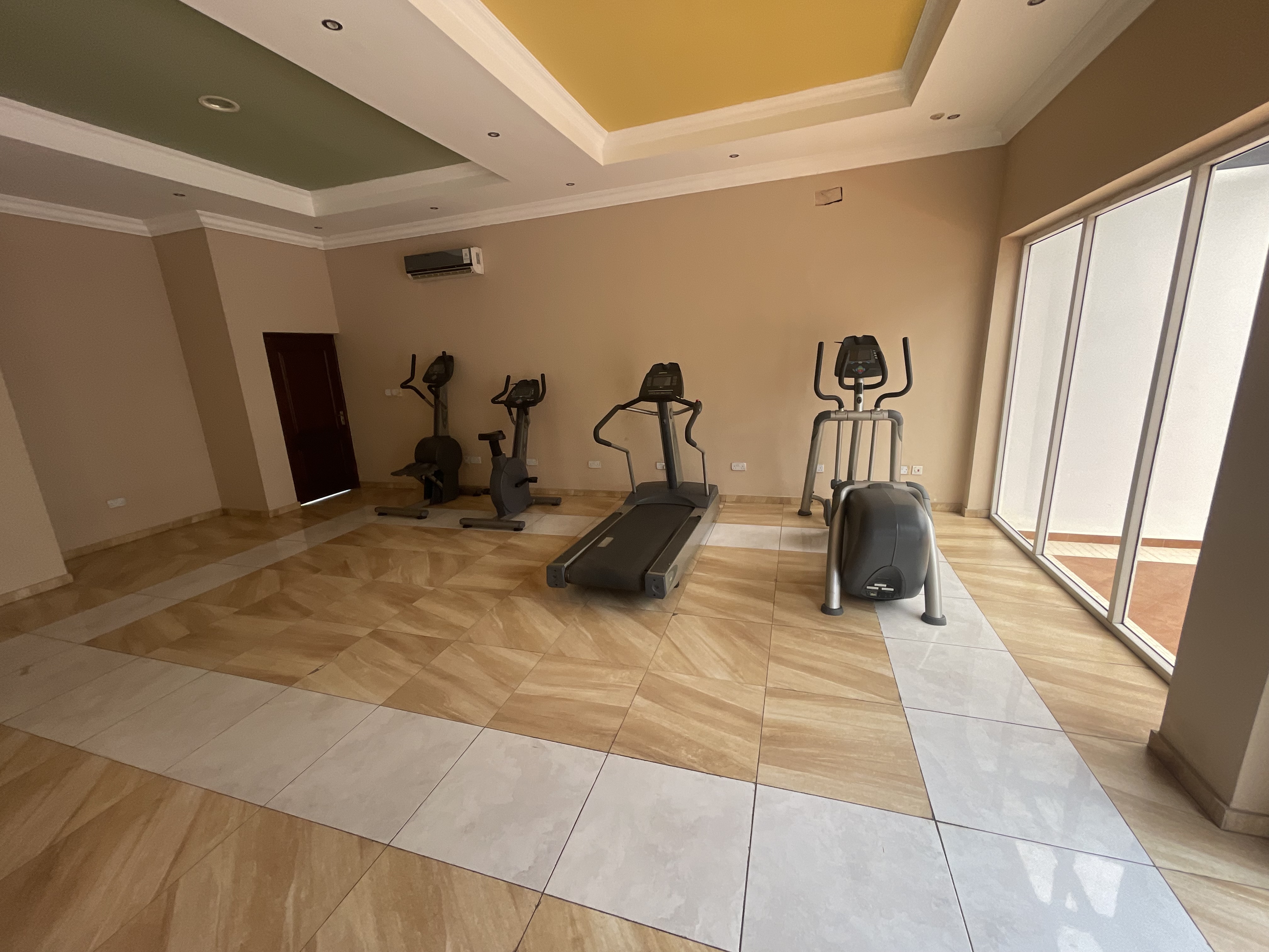 Serene Suburb: Spacious 4-Bedroom Home in East Legon ( fully furnished)