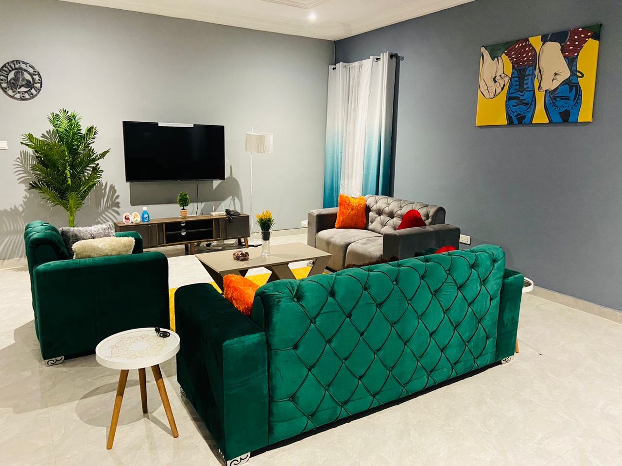 NORRIS VILLA 3 Bedroom Apartment