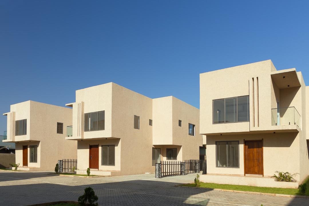 R & A Luxury Townhouses ( SAKA)